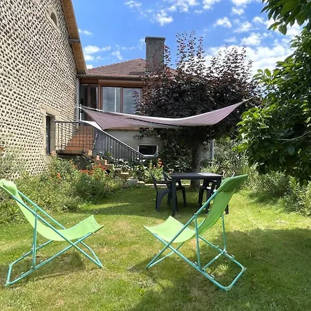 Mantenan Semesterbostad