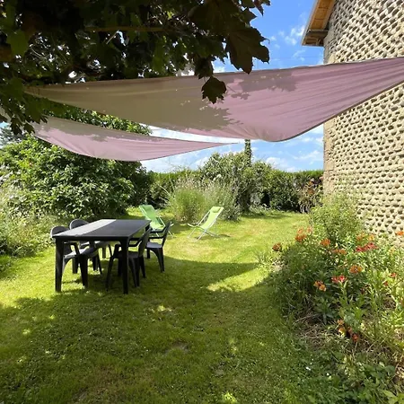 Semesterbostad Mantenan Escoubes