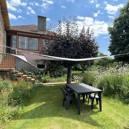 Mantenan Semesterbostad